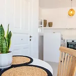 Apartment Arnadian Living Experience *
