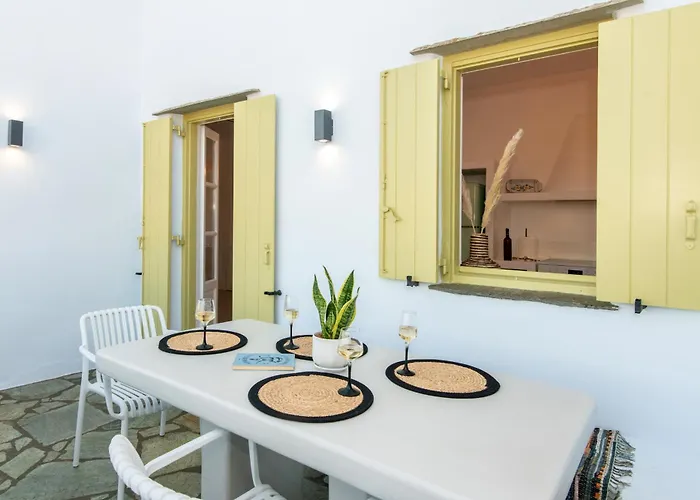 Arnadian Living Experience アパート Arnados