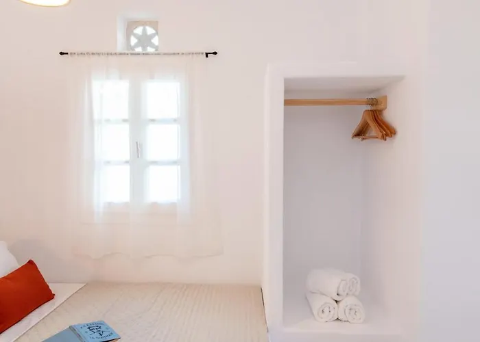 Arnadian Living Experience * Arnados